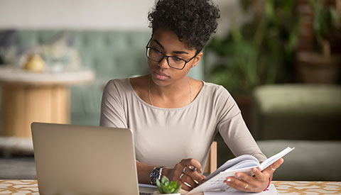 5 Books to Read to Improve Client Relationships